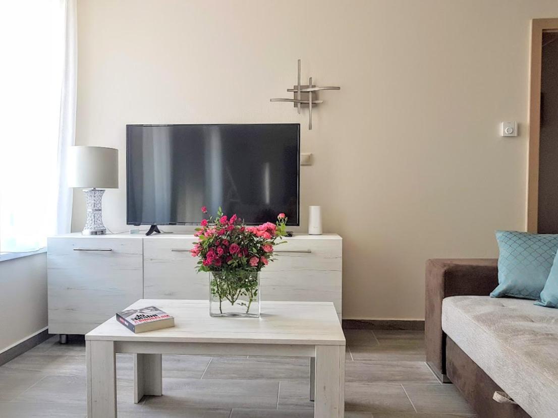 Silver Lodge Apartments Eger Extérieur photo