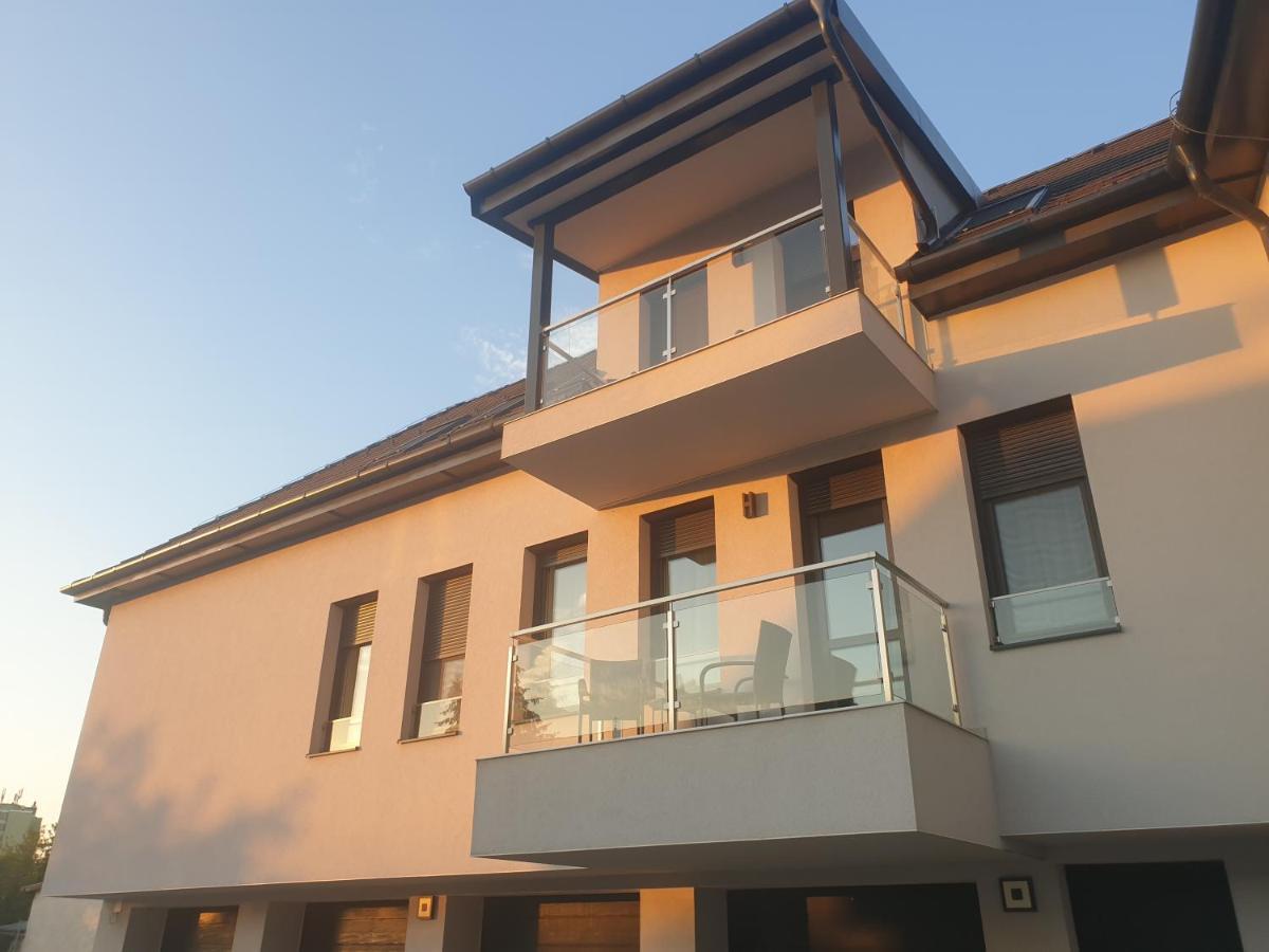 Silver Lodge Apartments Eger Extérieur photo
