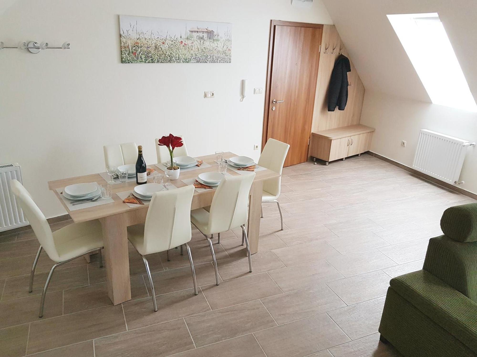 Silver Lodge Apartments Eger Chambre photo