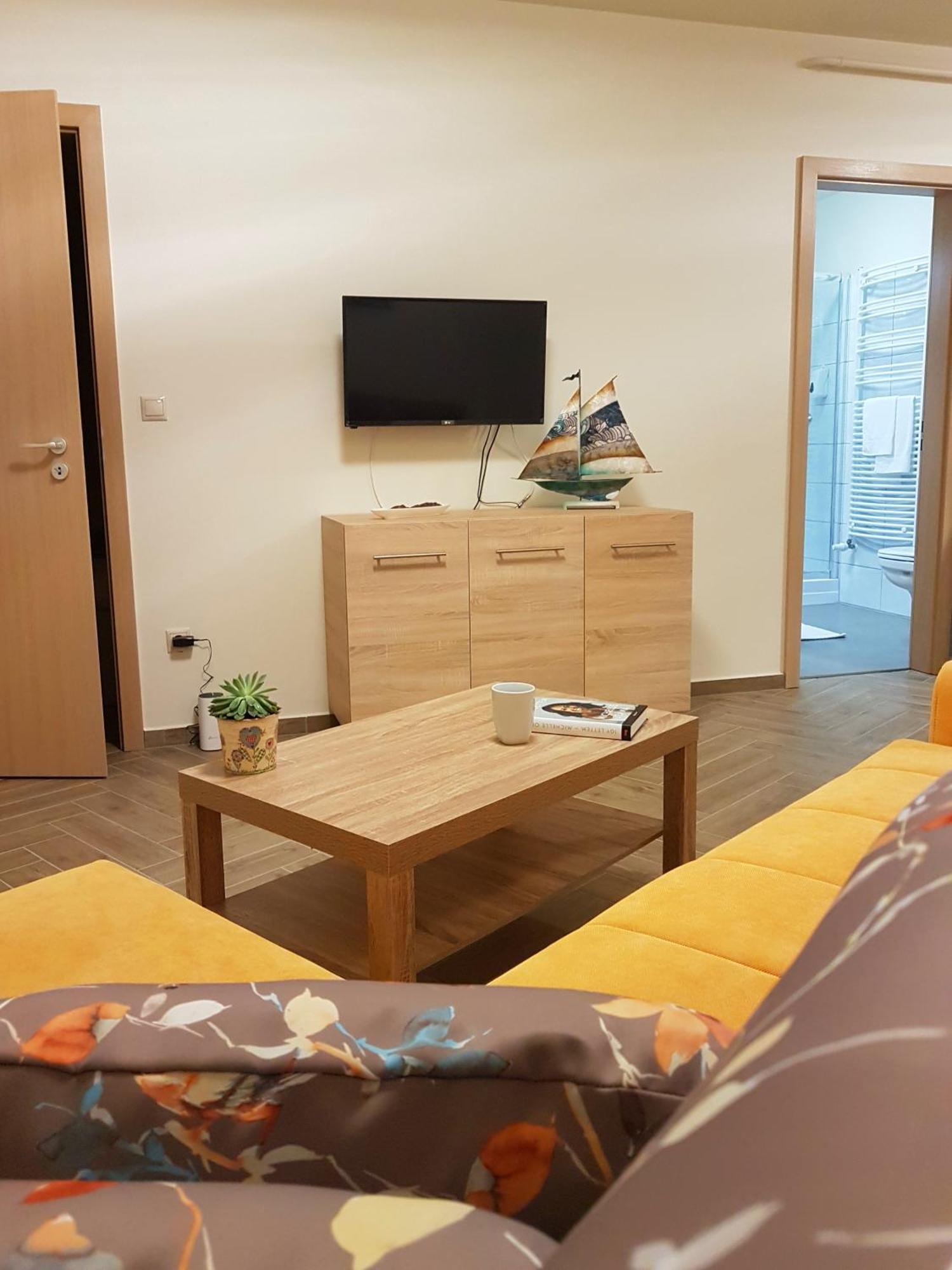 Silver Lodge Apartments Eger Chambre photo